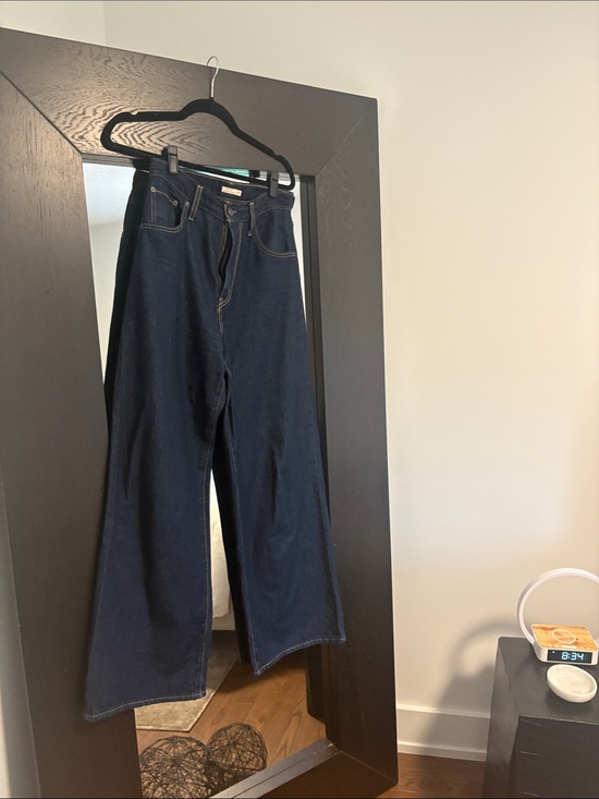 Levi's Denim - Levi’s cinch waist wide Leg Jeans